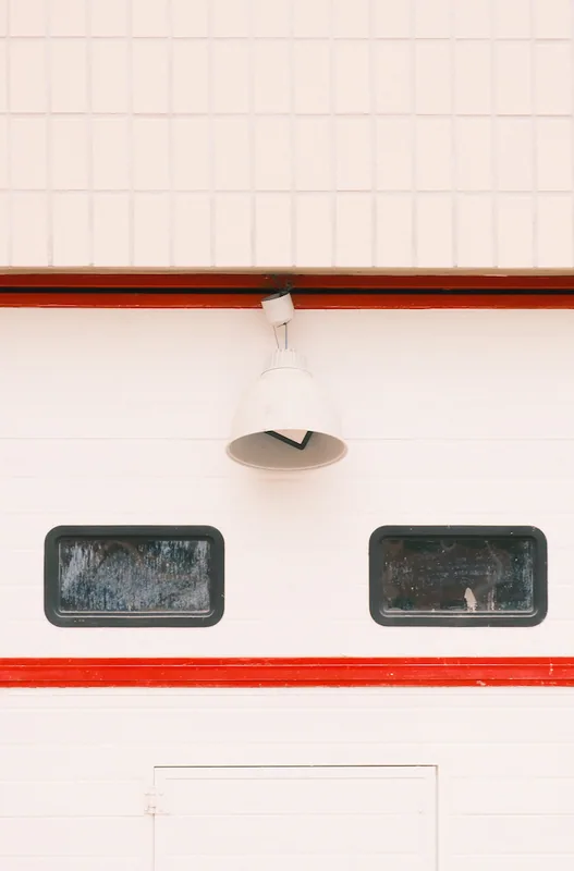 Facades, photo 9 of 10
